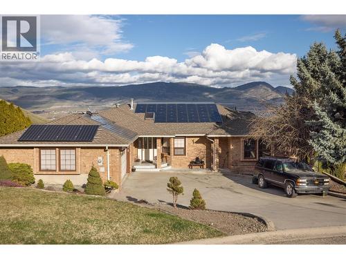 727 Cassiar Crescent, Kelowna, BC - Outdoor