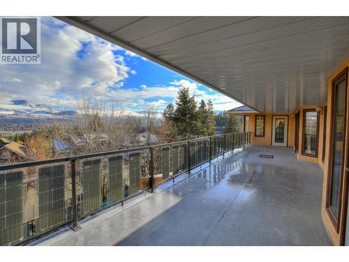727 Cassiar Crescent, Kelowna, BC - Outdoor With In Ground Pool With View
