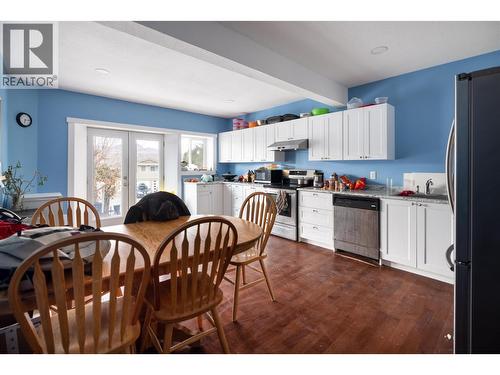 727 Cassiar Crescent, Kelowna, BC - Outdoor