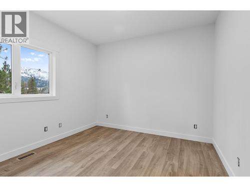 2208 Surrey Road, West Kelowna, BC - Indoor Photo Showing Other Room