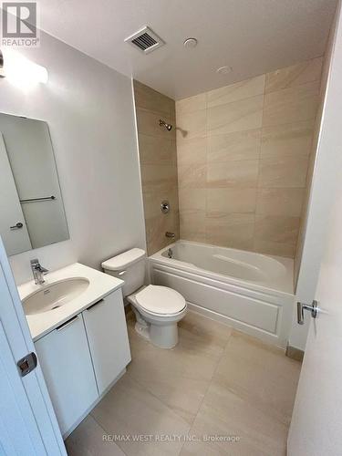 708 - 4569 Kingston Road, Toronto, ON - Indoor Photo Showing Bathroom