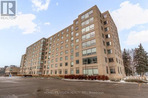 807 - 326 Major Mackenzie Drive E, Richmond Hill, ON - Outdoor With Facade