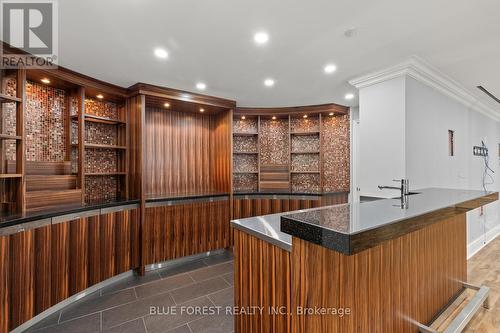 2955 Catherine Street, Thames Centre (Dorchester), ON - Indoor Photo Showing Other Room