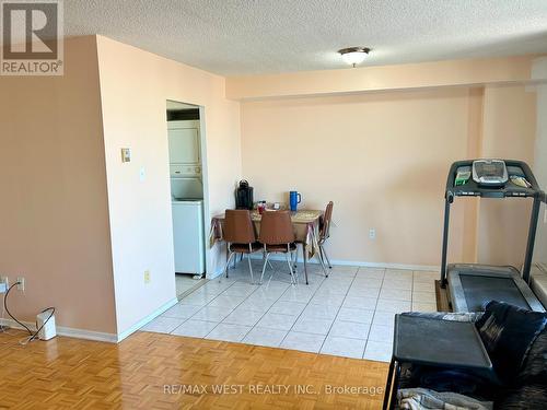 1510 - 5 San Romano Way, Toronto, ON - Indoor Photo Showing Gym Room