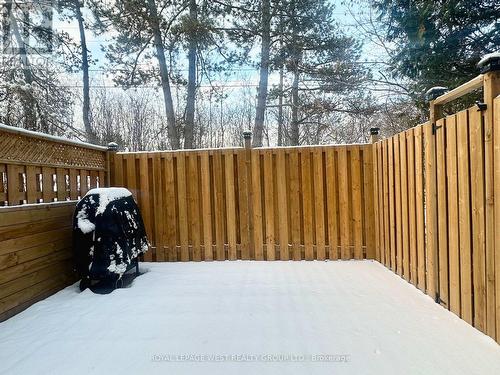 27 - 909 King Street W, Oshawa, ON - Outdoor With Exterior