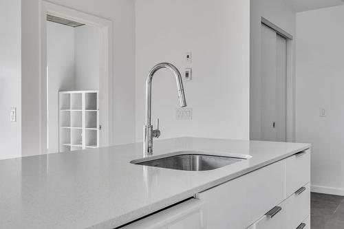 Kitchen - 901-1180 Rue Louis-Adolphe-Robitaille, Québec (La Cité-Limoilou), QC - Indoor Photo Showing Kitchen