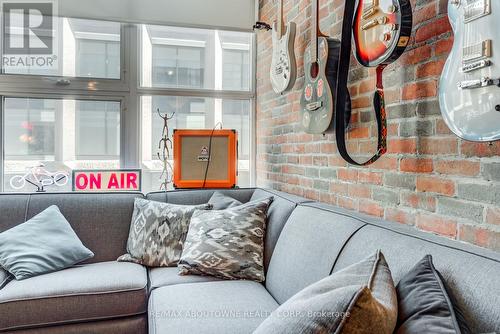 826 - 155 Dalhousie Street, Toronto, ON - Indoor