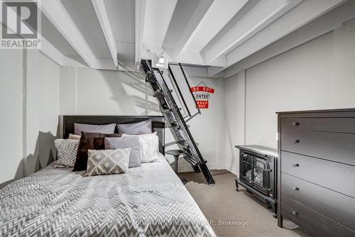 826 - 155 Dalhousie Street, Toronto, ON - Indoor Photo Showing Bedroom