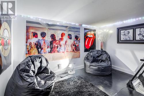 826 - 155 Dalhousie Street, Toronto, ON - Indoor