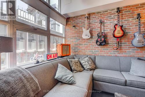 826 - 155 Dalhousie Street, Toronto, ON - Indoor