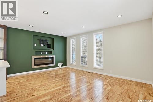 901 6Th Street E, Saskatoon, SK - Indoor With Fireplace