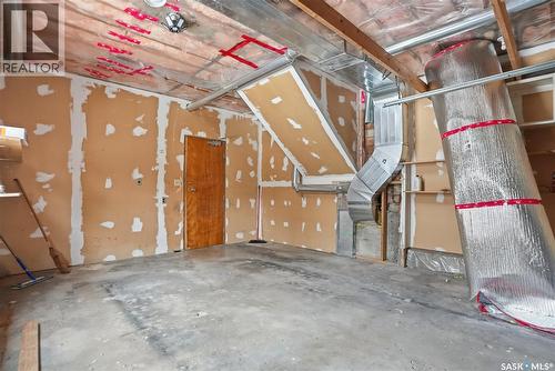 901 6Th Street E, Saskatoon, SK - Indoor