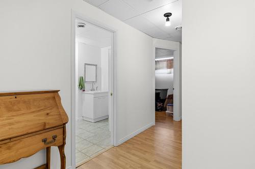 Boudoir - 651 Rue Delorme, Granby, QC - Indoor Photo Showing Other Room