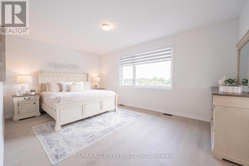 129 Busato Drive, Whitchurch-Stouffville, ON - Indoor Photo Showing Bedroom
