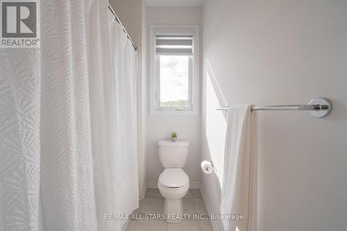 129 Busato Drive, Whitchurch-Stouffville, ON - Indoor Photo Showing Bathroom
