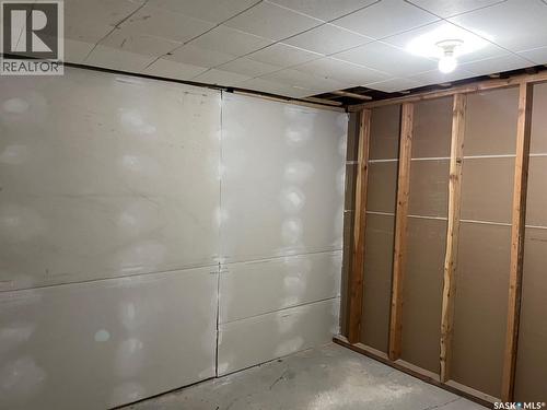 211 2Nd Street E, Lafleche, SK - Indoor Photo Showing Basement