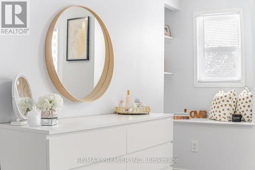 6 Holloway Court, Brampton, ON - Indoor