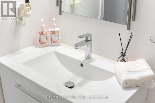 6 Holloway Court, Brampton, ON -  Photo Showing Other Room