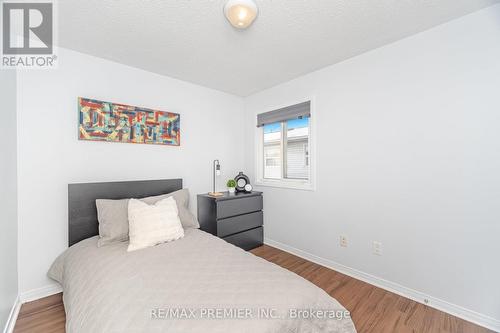 6 Holloway Court, Brampton, ON - Indoor Photo Showing Bedroom
