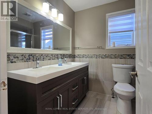 Upper - 2932 Cape Hill Crescent, Mississauga, ON - Indoor Photo Showing Bathroom