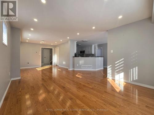 Upper - 2932 Cape Hill Crescent, Mississauga, ON - Indoor Photo Showing Other Room