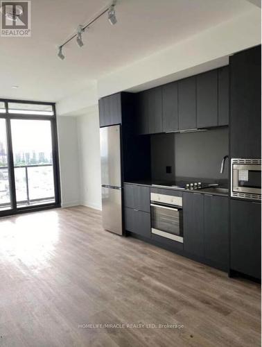 918 - 86 Dundas Street E, Mississauga, ON - Indoor Photo Showing Other Room