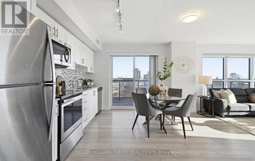 504 - 1255 Bayly Street, Pickering (Bay Ridges), ON - Indoor