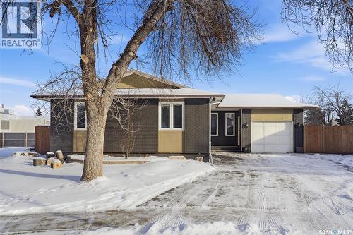 19 Barr PLACE  Saskatoon, SK S7M 4G1