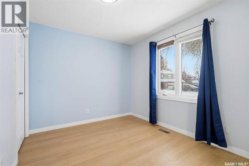 19 Barr Place, Saskatoon, SK - Indoor Photo Showing Other Room
