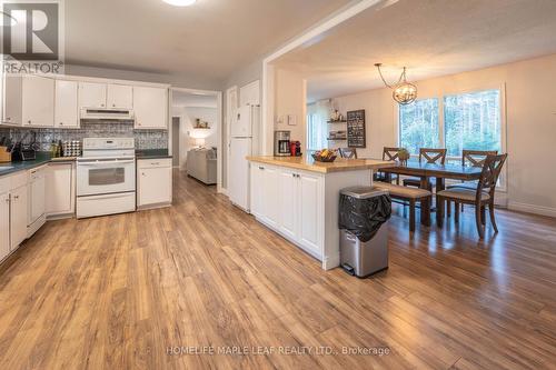 1507 Muskoka 117 Road, Bracebridge, ON - Indoor Photo Showing Kitchen With Double Sink