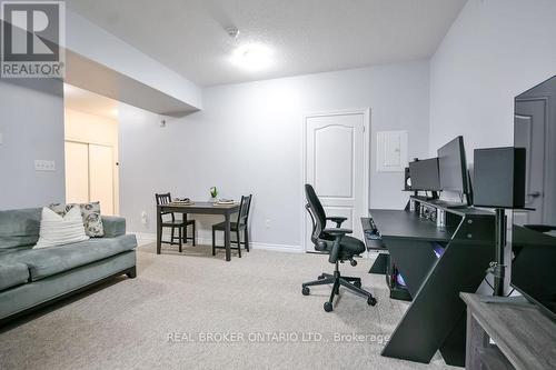 Versatile floor plan - 404 - 40 Ferndale Drive S, Barrie, ON - Indoor
