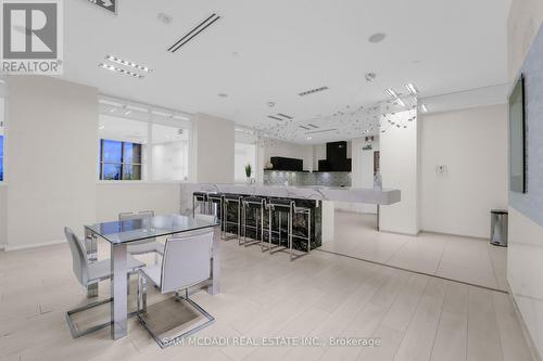 1010 - 110 Marine Parade Drive, Toronto, ON -  Photo Showing Other Room