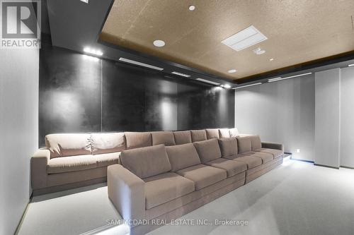 1010 - 110 Marine Parade Drive, Toronto, ON - Indoor Photo Showing Other Room