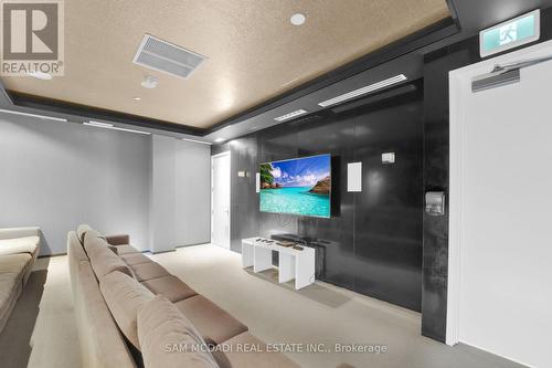 1010 - 110 Marine Parade Drive, Toronto, ON - Indoor Photo Showing Other Room