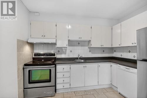 107 - 1380 Prince Of Wales Drive, Ottawa, ON - Indoor Photo Showing Kitchen