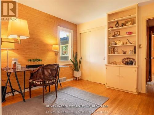 46 Henley Drive, St. Catharines (Martindale Pond), ON - Indoor