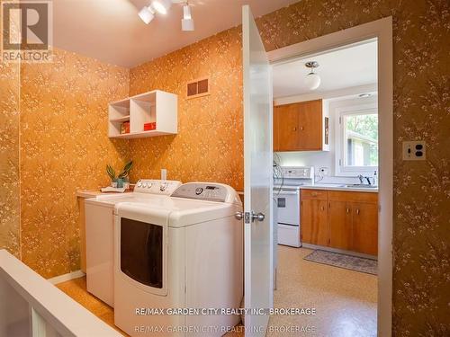 46 Henley Drive, St. Catharines (Martindale Pond), ON - Indoor Photo Showing Laundry Room