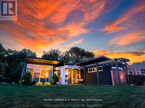 46 Henley Drive, St. Catharines (Martindale Pond), ON - Outdoor