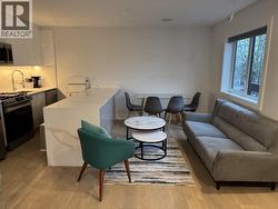 2881 E GEORGIA STREET  Vancouver, BC V5K 2K3