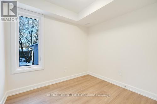 B - 956 Fisher Avenue, Ottawa, ON - Indoor Photo Showing Other Room