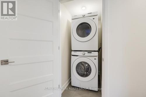 B - 956 Fisher Avenue, Ottawa, ON - Indoor Photo Showing Laundry Room