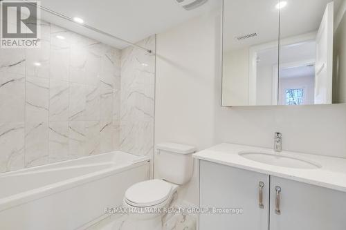 B - 956 Fisher Avenue, Ottawa, ON - Indoor Photo Showing Bathroom