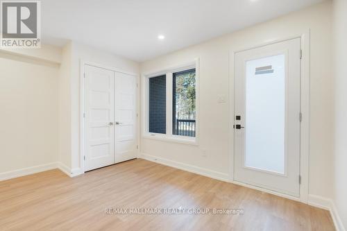 B - 956 Fisher Avenue, Ottawa, ON - Indoor Photo Showing Other Room