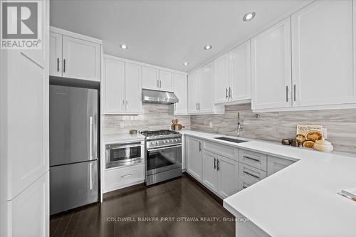 4446 Wildmint Square, Ottawa, ON - Indoor Photo Showing Kitchen With Stainless Steel Kitchen With Upgraded Kitchen