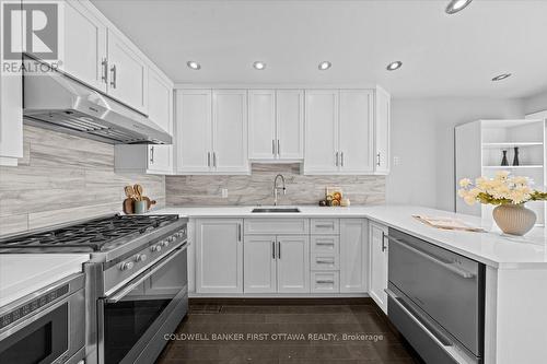 4446 Wildmint Square, Ottawa, ON - Indoor Photo Showing Kitchen With Upgraded Kitchen