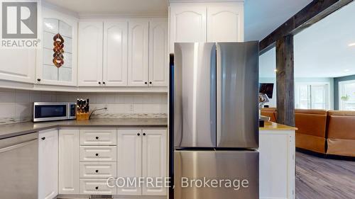 1500 Du Golf Road, Clarence-Rockland, ON - Indoor Photo Showing Kitchen
