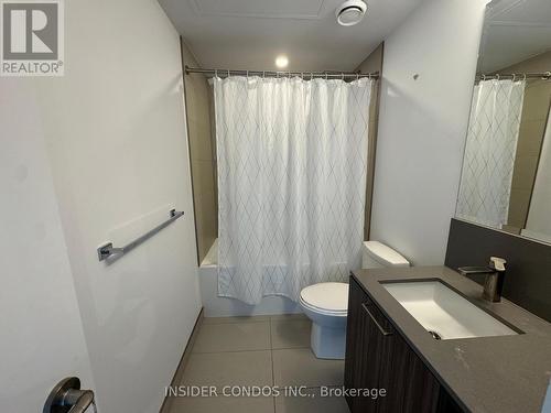 1611 - 19 Western Battery Road, Toronto, ON - Indoor Photo Showing Bathroom