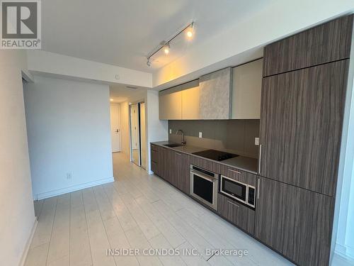 1611 - 19 Western Battery Road, Toronto, ON - Indoor