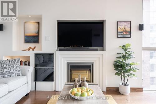 801 - 95 Lombard Street, Toronto, ON - Indoor Photo Showing Living Room With Fireplace