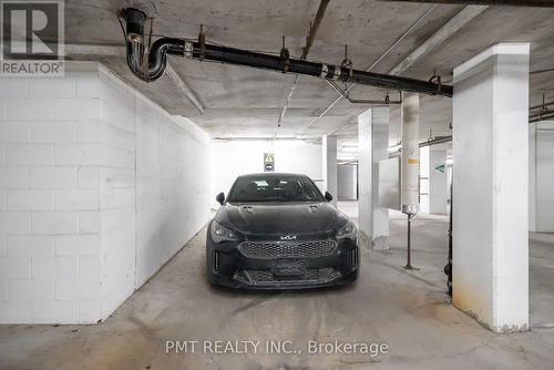 801 - 95 Lombard Street, Toronto, ON - Indoor Photo Showing Garage
